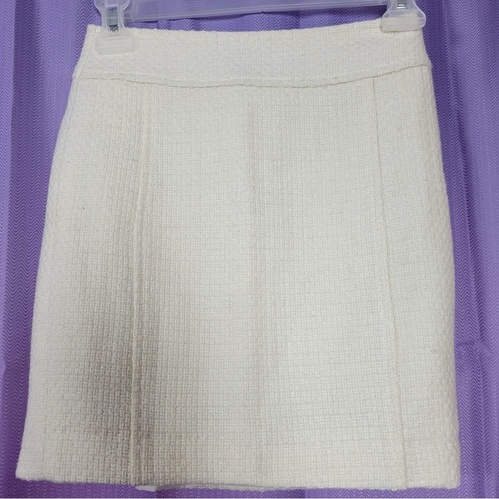 Banana Republic Off White Skirt